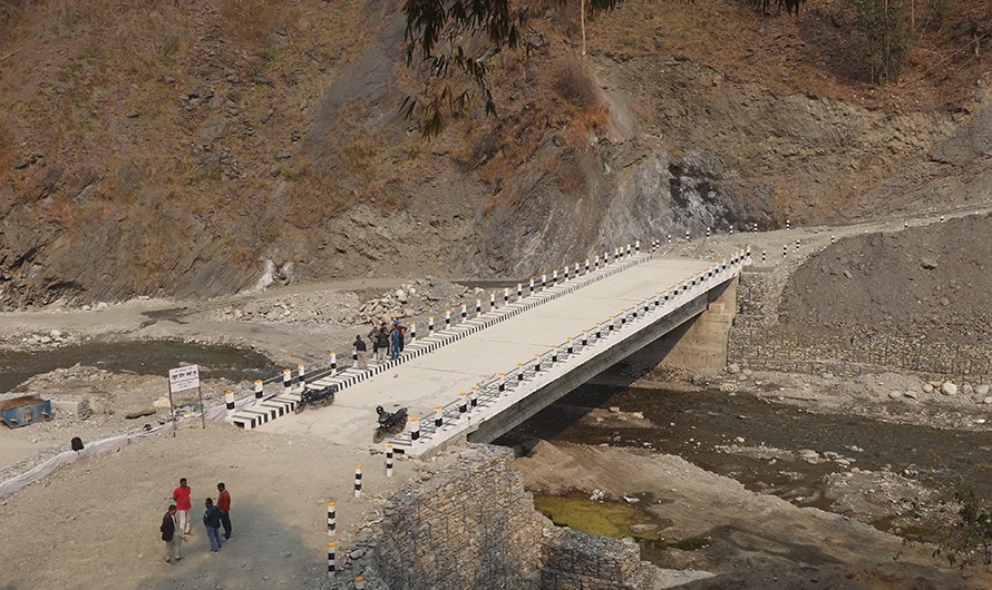 पर्वतमा आठवर्षमा २१ मोटरवेल पुल निर्माण