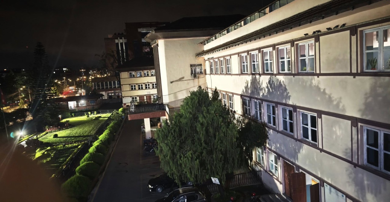 सर्वोच्च अदालतद्वारा अदालतको अवहेलना मुद्दाका पाँच मिसिल प्राप्त गर्न आदेश