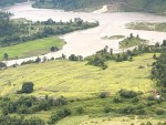 अछाम र दैलेख जिल्लाको सिमानामा रहेको कर्णाली नदीको किनारमा मकै खेतीको बढ्दो प्रभाव
