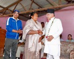 प्रचण्डद्वारा सहिद परिवारलाई सम्मान, विष्णु कुमारी लामिछानेलाई पार्टीमा स्वागत