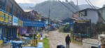 सगरमाथा जाने बाटोमै पर्ने शिवालय बजार सुनसान, होटलहरु रित्तै