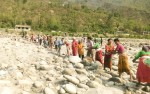  नदीबाट बस्ती जोगाउन सिंगो गाउँले गर्‍यो श्रमदान 