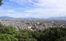 मनसुनी र स्थानीय वायुको प्रभाव क्रमशः कमजोर हुँदै