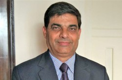 तत्काललाई टर्‍यो बार-बेञ्च टकराव, बारअध्यक्ष घिमिरेविरुद्धको सुनुवाई दशैंपछि 