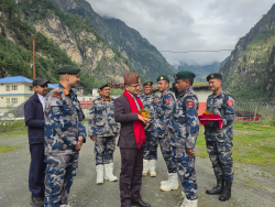 मनाङ सिडिओ पौडेलद्वारा निर्वाचन सुरक्षामा विशेष ध्यान दिन निर्देशन
