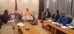 मुख्यमन्त्री सिंह र खानेपानी मन्त्री प्रदीप यादवबीच भेटवार्ता, खानेपानी समस्या समाधान गर्ने