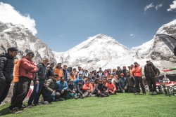 सगरमाथा आधारशिविरमा विशेष संवाद, १६ बुँदे ध्यानाकर्षण     