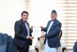 प्रधानमन्त्री ओली र महासंघ अध्यक्ष ढकालबीच भेटवार्ता, निजी क्षेत्र मैत्री वातावरण बनाउन प्रतिवद्ध 