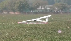 प्रयागराजमा भारतीय वायुसेनाको प्रशिक्षण विमान पोखरीमा दुर्घटनाग्रस्त