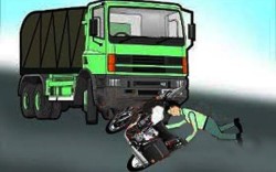 इलाममा ट्रकको ठक्करबाट बझाङका दुईजनाको मृत्यु