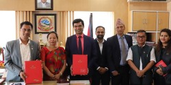 बालबालिकाको नाममा पाँच हजार जम्मा गर्दै चन्द्रागिरि   