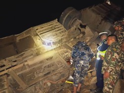 चरौदी बस दुर्घटना : दुई विदेशीसहित १७ जनाको मृत्यु, उद्धार सकियो