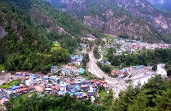 मनसुनमा मनाङ भयो सुनसान 