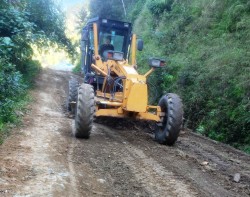 पाँच वर्षमा छ पटक ठेक्का म्याद थपपछि कालोपत्र गरिँदै