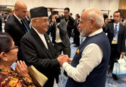 प्रधानमन्त्री ओली र भारतका समकक्षी मोदीबिच भेटवार्ता