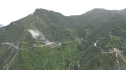 उपल्लाचौर–बयलडाँडा खण्ड ९ वर्षदेखि अलपत्र, पाँच पटक म्याद थप्दा पनि काम पूरा भएन