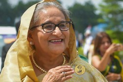 बंगलादेशकी प्रधानमन्त्री हसिनाले राजीनामा दिएर छोडिन् देश, भारत छिरेको शंका 