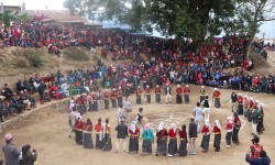 खोटाङमा साकेला उभौलीः उल्लासमय बन्दै किराँत गाउँबस्ती