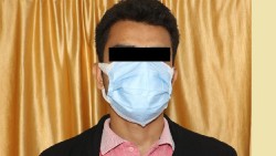 ५ कक्षा पढ्ने विद्यार्थी कुट्ने शिक्षक पक्राउ 