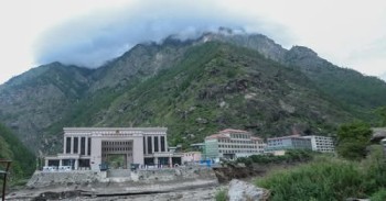 चीनको केरुङमा फसेका नेपाली आज स्वदेश फर्कदै
