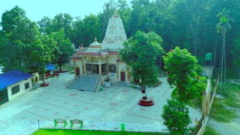 गैँडाकोटको थुम्सीस्थित हनुमान मन्दिर पर्यटकीय आकर्षणको केन्द्र