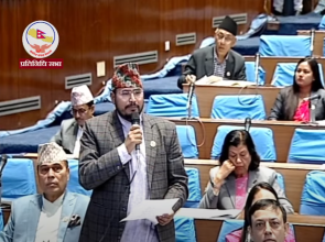 सरकारी कर्मचारीले राजनीति गर्दासम्म शिक्षा अगाडि बढ्न सक्दैन् - सांसद शाही