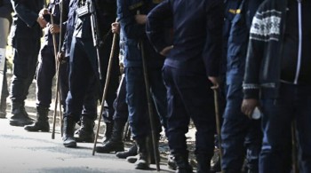 ललितपुरमा प्रहरीमाथि शृङ्खलाबद्ध आक्रमण : चाँगाथलीमा हवाई फायर, झम्सीखेलमा कुटपिट