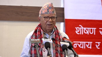क्रान्तिकारी कम्युनिष्टहरु एकताबद्ध हुन माधव नेपालको आब्हान