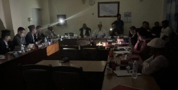  सिंहदरवारमै अध्यारो, बैकल्पिकको रुपमा मोबाइल