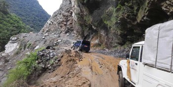 जोमसोम—कागबेनी सडक खुल्यो