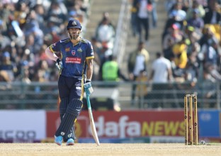 विदेशी खेलाडीले भित्र्याएको ऊर्जा: एनपीएलमा अनुभव, प्रतिस्पर्धा र ब्रान्ड भ्यालुमा प्रभाव