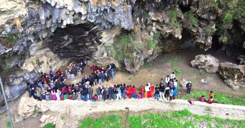 पर्यटकको पर्खाइमा जुम्लाको ऐतिहासिक नदैगुफा