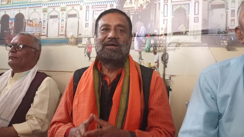 संविधानलाई सही बाटोमा ल्याउन सबै राजनीतिक शक्ति एकजुट हुनुपर्छः नेता निधि