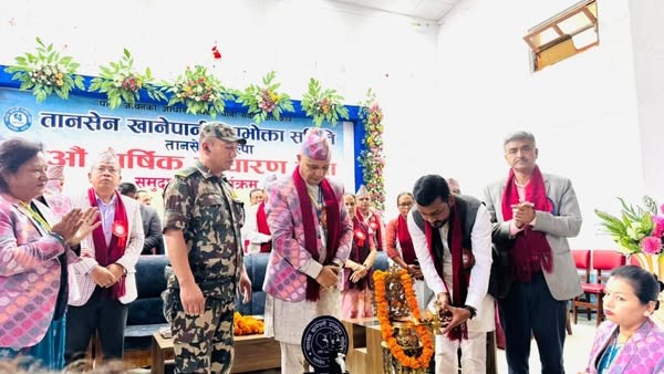 तानसेन खानेपानी व्यवस्थापनमा स्थानीय सहभागिता अनुकरणीय : मन्त्री यादव