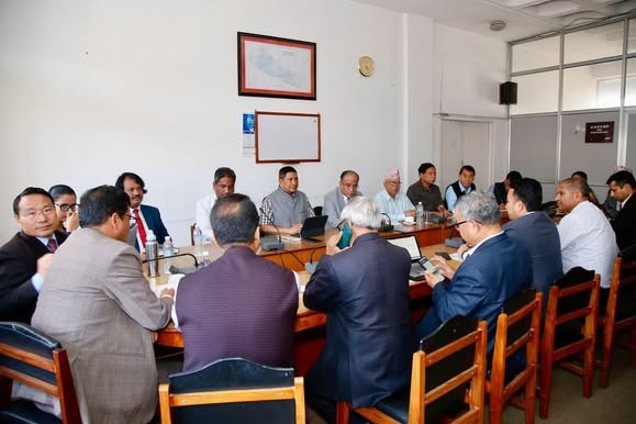 अध्यक्ष पुष्पकमल दाहाल ‘प्रचण्ड’को आह्वानमा सिंहदरबारस्थित माओवादी केन्द्र संसदीय दलको कार्यालयमा बैठक