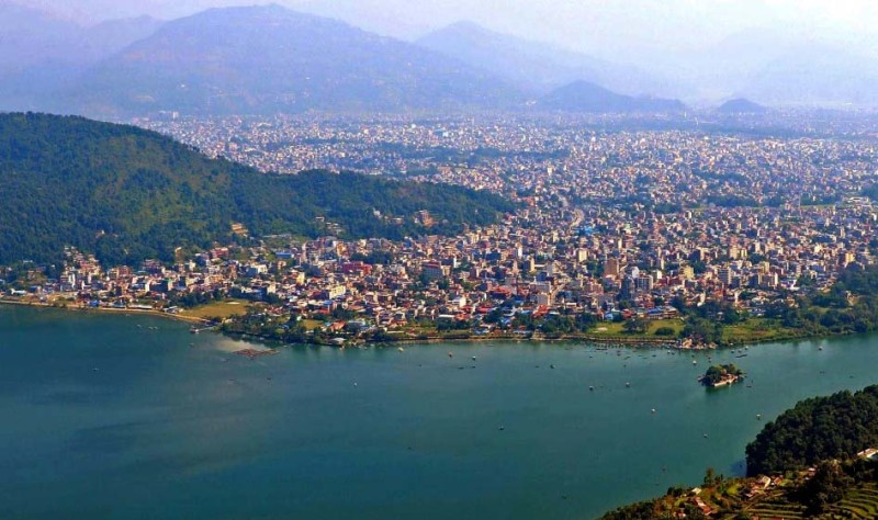 फेवाताल मिचेर बनाइएका संरचना साउनबाट हटाउन उच्चको आदेश