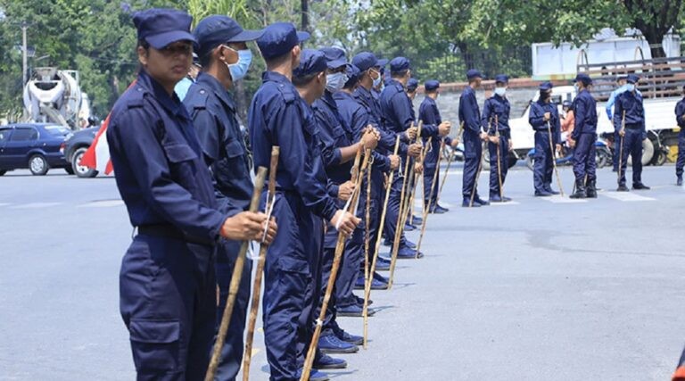 नवलपुरबाट करिब तीन सय निर्वाचन प्रहरी स्याङ्जा पठाइयो