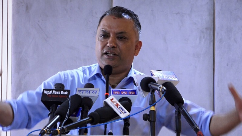 गगन थापाले दिए सरकारबाट बाहिरिने चेतावनी