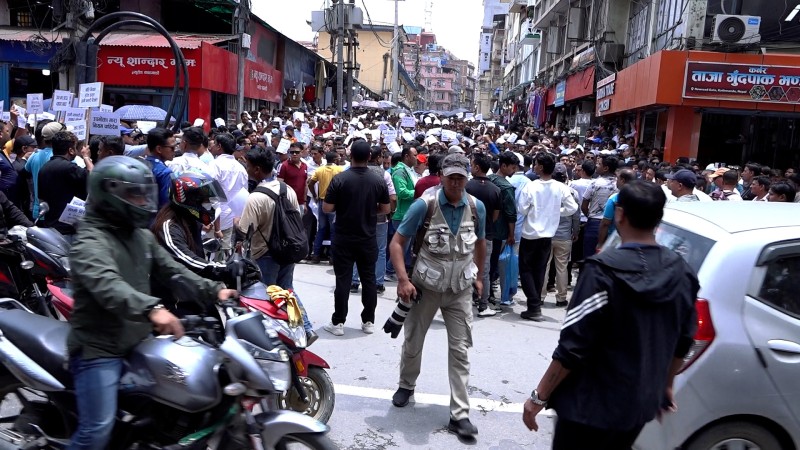 विलासी करविरुद्ध सुनचाँदी व्यवसायीको सड्क आन्दोलन