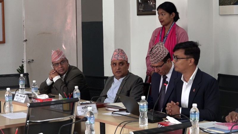 विधेयकले संस्थालाई टुक्रयाउने नभई व्यवस्थित पार्नेछ : मन्त्री पाण्डे