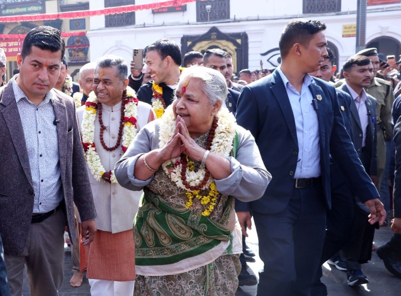 प्रधानमन्त्रीद्वारा पशुपतिनाथको दर्शनसहित रुद्राभिषेक पूजा