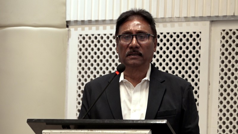 नेपालको ऐन र कानूनले कुनैपनि व्यवसायलाई सिण्डिकेट गर्न दिदैन : श्रममन्त्री भण्डारी