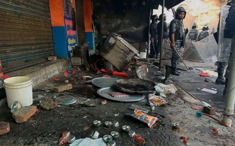 वीरगञ्जमा कर्फ्यू लम्बियो, रात्रिबजार स्थगित