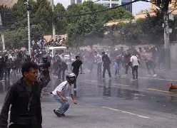 तोडफोडमा संलग्न थप पाँच पक्राउ