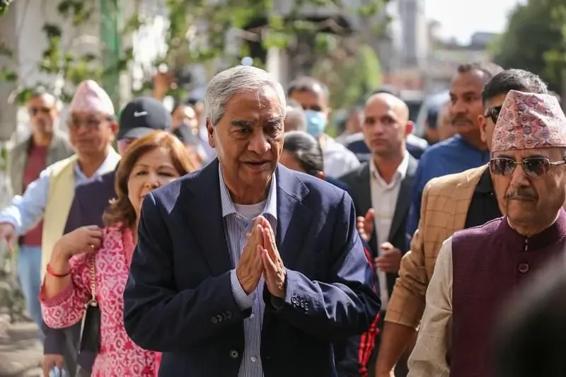 कांग्रेस फुटको बाटोतर्फ? राजनीति–कानुन जानकारको विश्लेषण