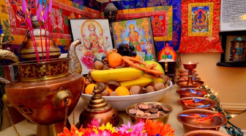 कार्तिक कृष्ण आमावास्या : धन धान्यकी देवी लक्ष्मी पूजा