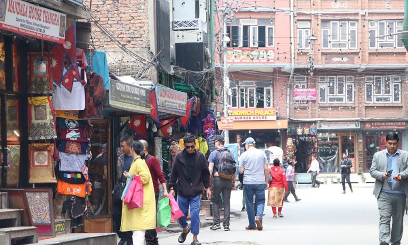 चलायमान बन्दै ठमेल र दरबारमार्गका व्यवसाय