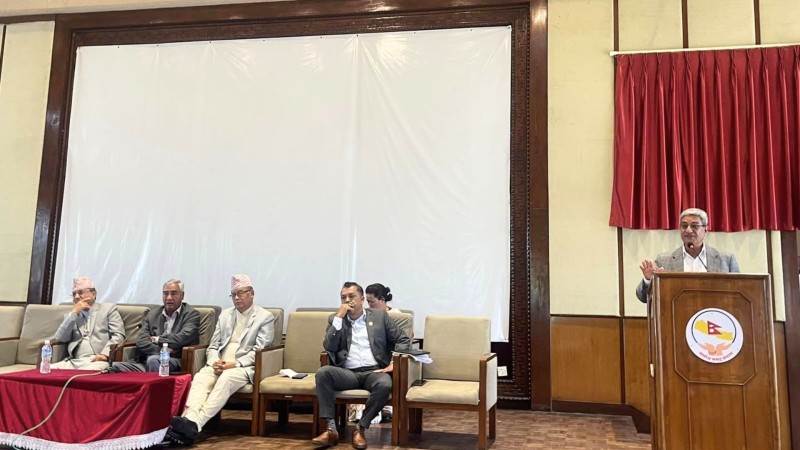कांग्रेस संसदीय दलको बैठक बस्दै